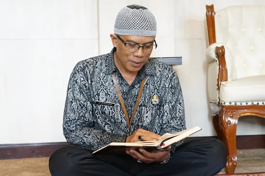 gambar ke-7