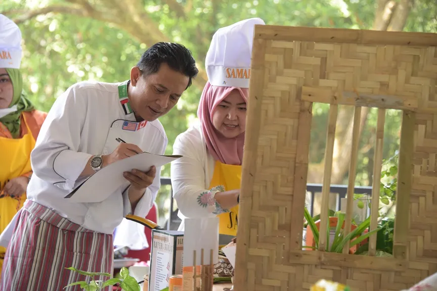 gambar ke-4