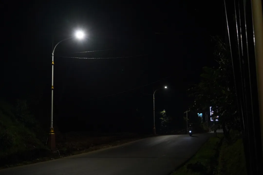 Poster post  APJ Siap Terangi Jalan Provinsi di Jawa Barat