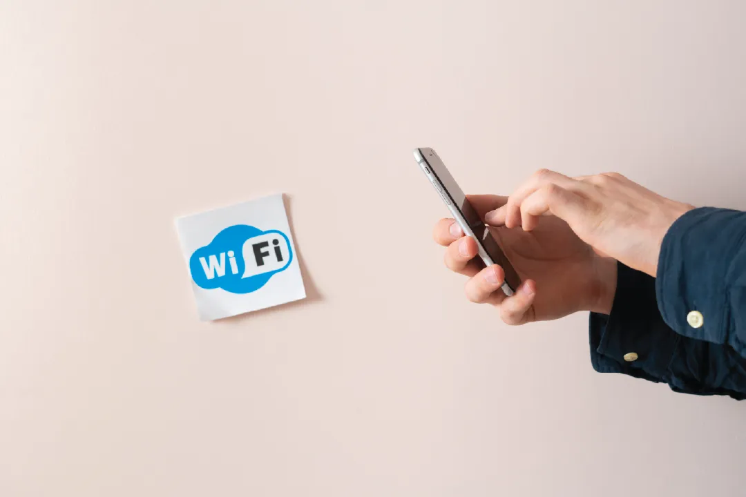 Pakai Wifi Publik? Data Kamu Bisa Disadap!