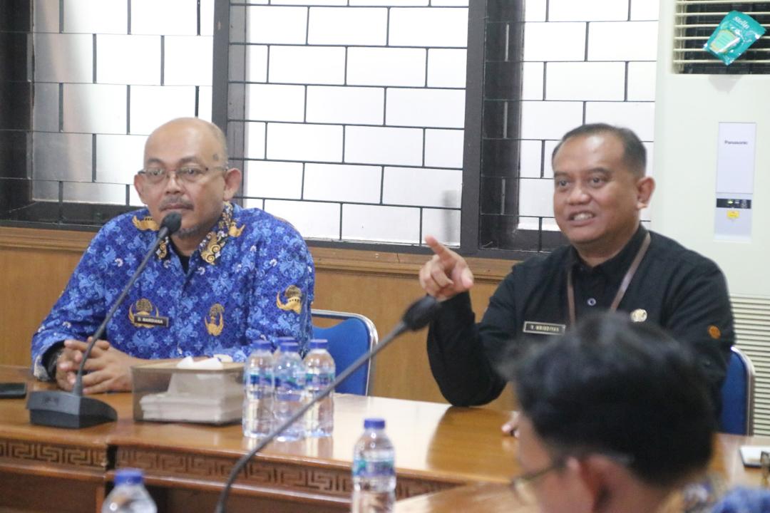 Poster post Kunjungan Kerja Disnakertrans Kabupaten Cianjur ke LTSA PMI: Studi Tiru Pembentukan Balai Latihan Kerja