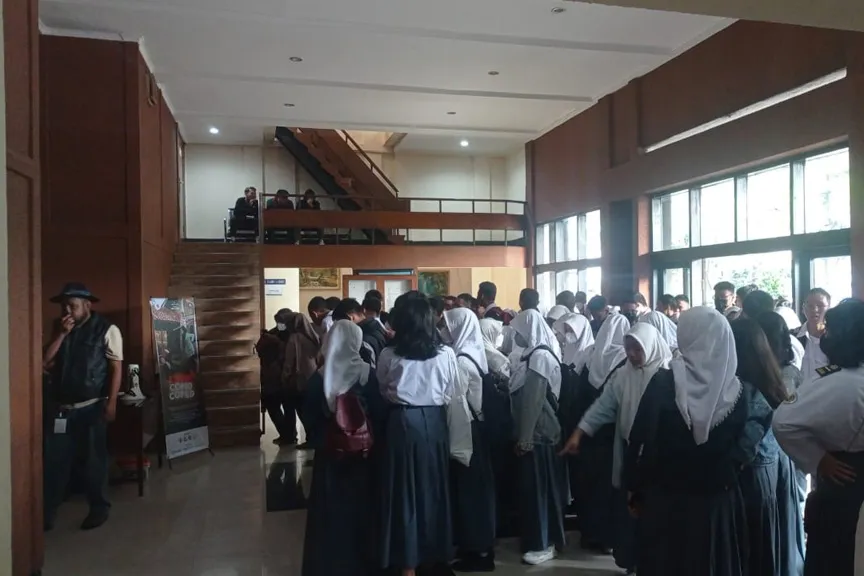gambar ke-4