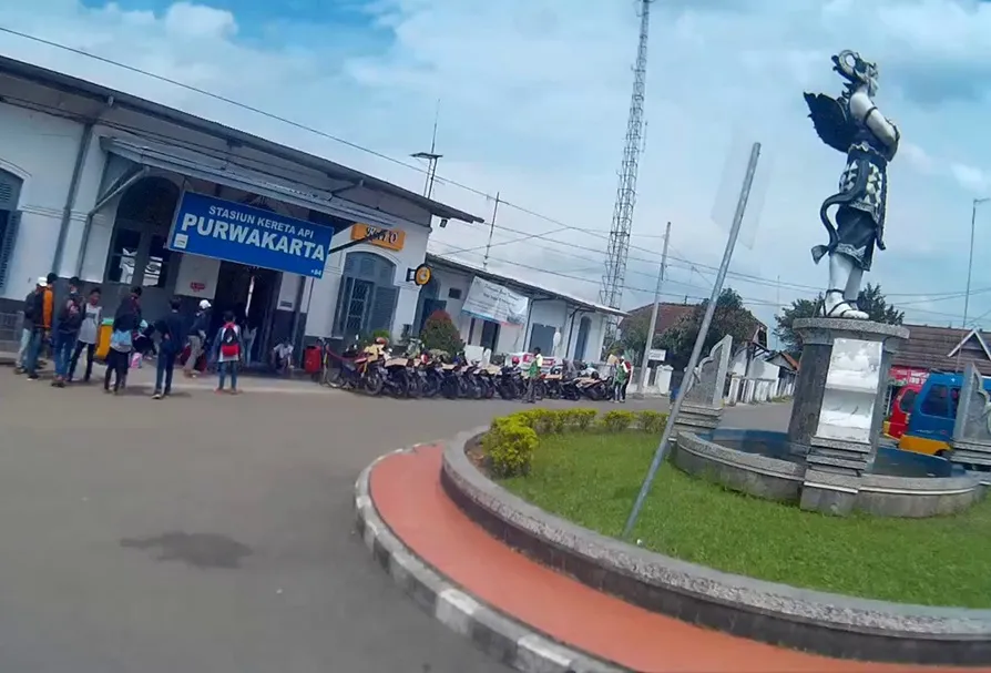 5 stasiun KA estetik dan bersejarah versi Pemprov Jawa Barat 5 5568f7aeae43a64439fb186802c68e30