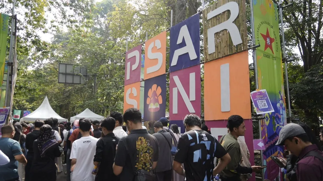 Poster post Ribuan Masyarakat Tumpah Ruah Kunjungi Pasar Seni ITB 2025