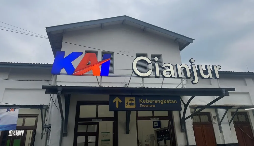 5 stasiun KA estetik dan bersejarah versi Pemprov Jawa Barat 2 7c32bfec1e8449f139b5e1e22db7cda3