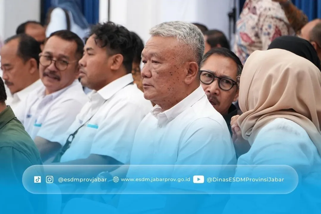 SINERGI TATA RUANG JAWA BARAT - Rapat koordinasi Tata Ruang dan ...