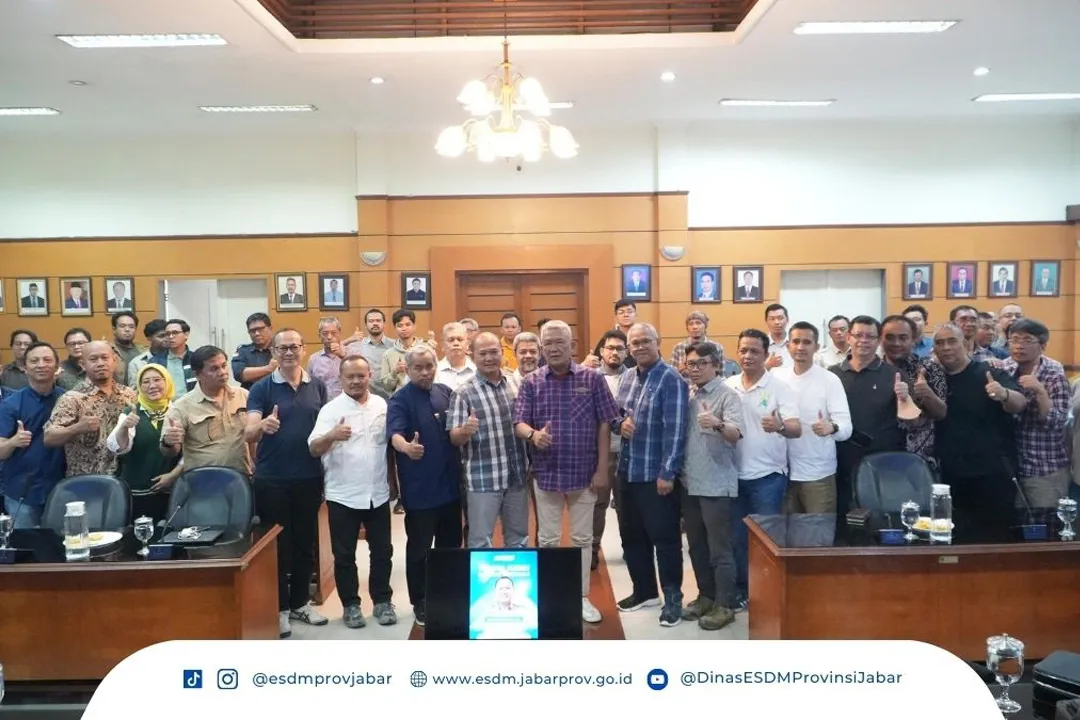 SELAMAT BERTUGAS DI TEMPAT BARU - Pelepasan Pegawai Dinas ESDM Jawa Barat