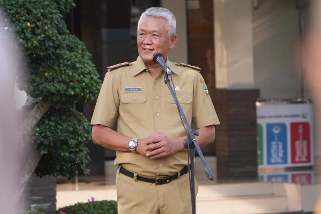 Poster post BERPIKIR HOLISTIK DAN VISIONER - Apel Pagi Dinas ESDM Provinsi Jawa Barat